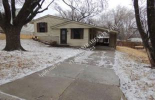featured image of 4327 N Denver Ave