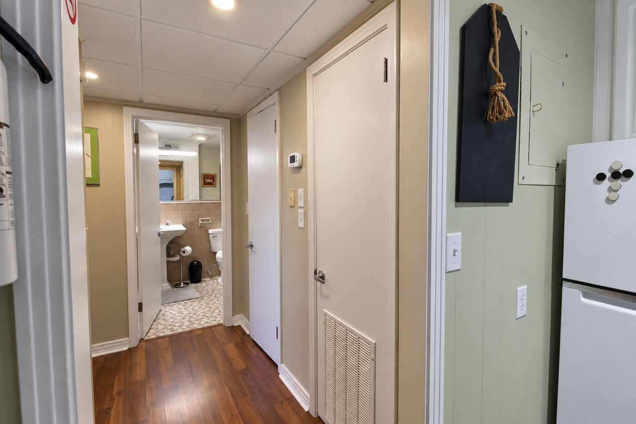 1045 E 10th St #206 - Photo 7 of 12