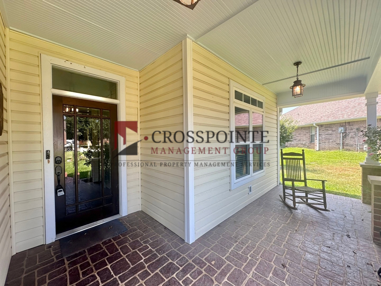 19390 Sandhill Ln - Photo 2 of 39