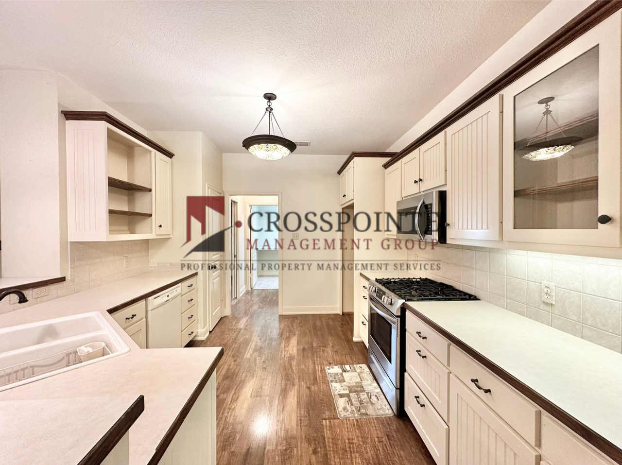 19390 Sandhill Ln - Photo 6 of 39