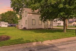 featured image of 2737 Hamilton St