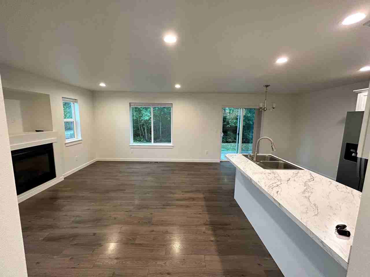 8290 Breeze Loop - Photo 2 of 19