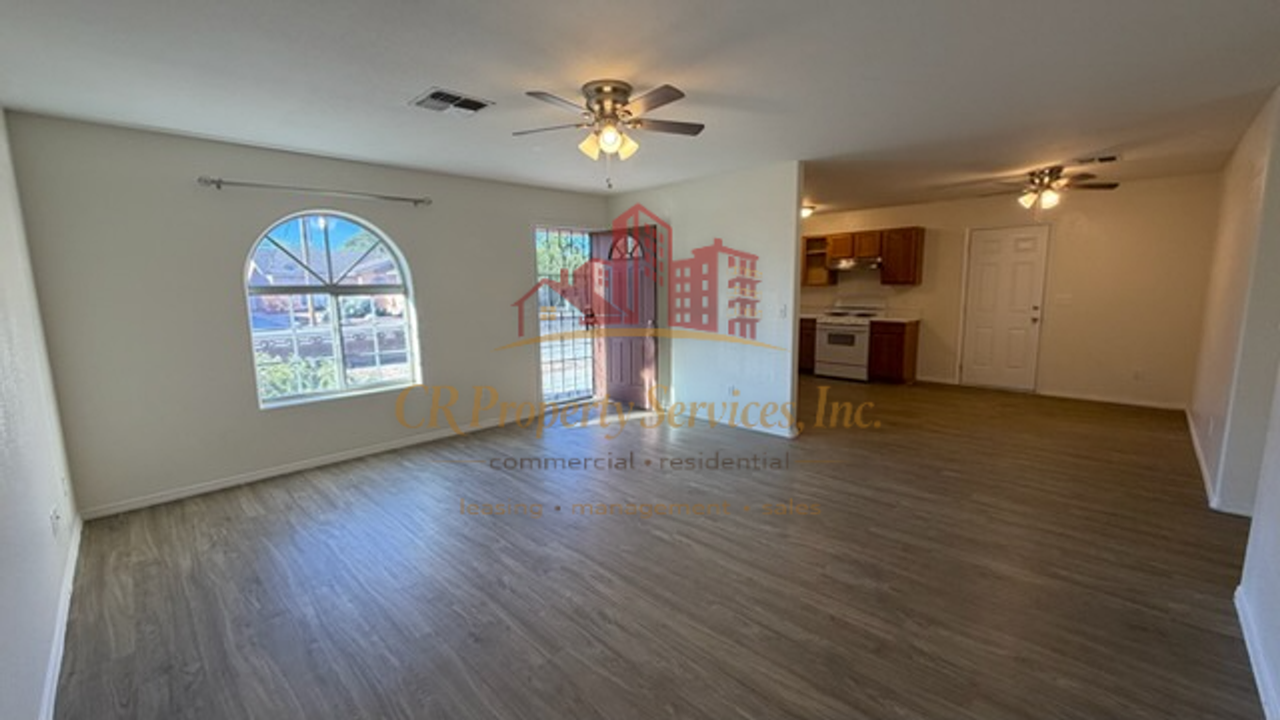 1939 Davis Ave - Photo 3 of 15