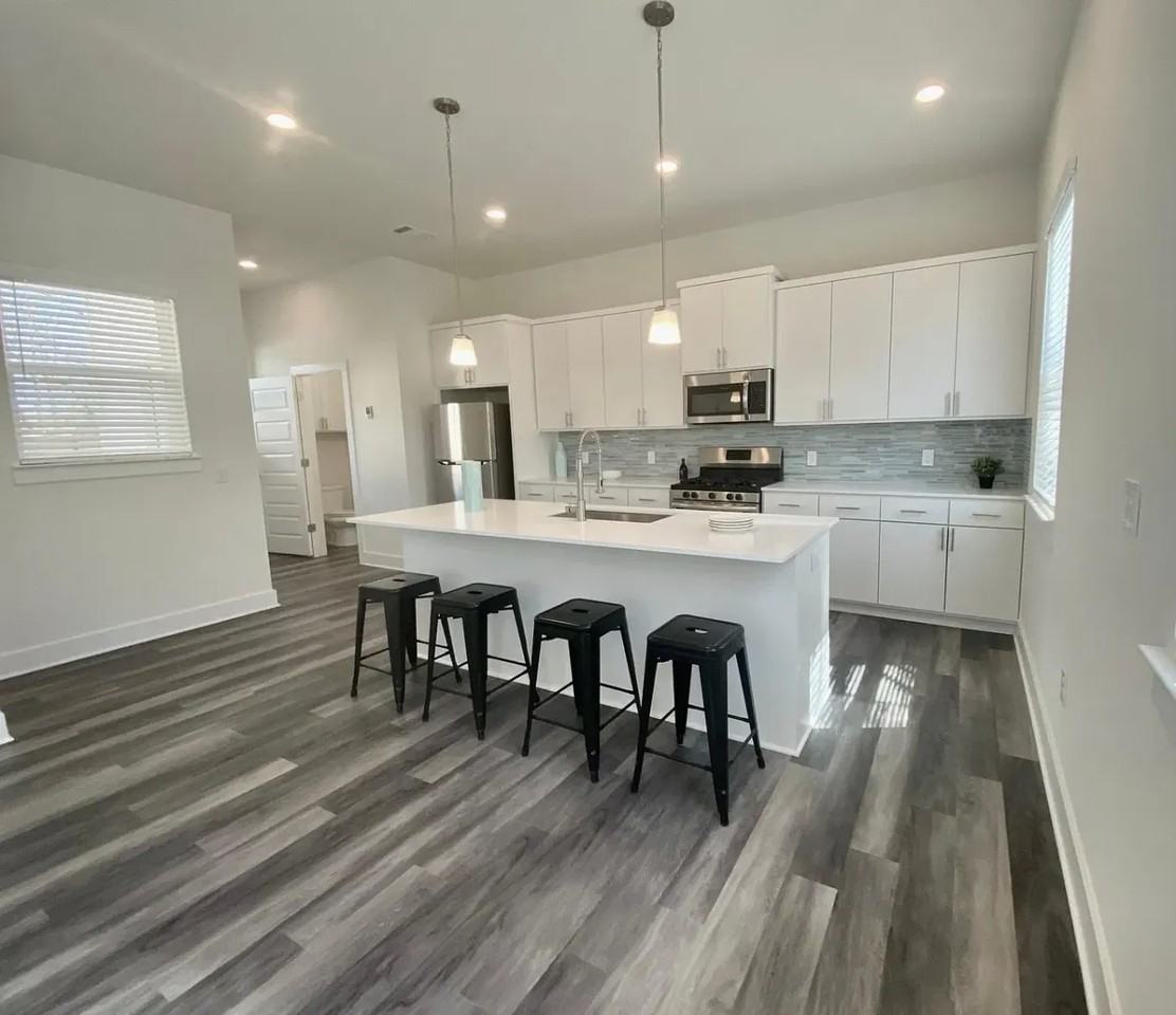 6410 Porter St #A - Photo 3 of 26