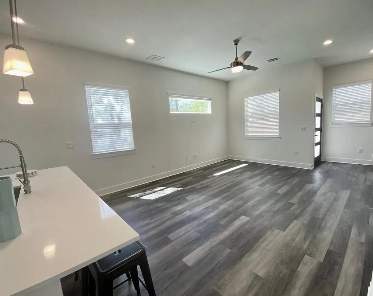 6410 Porter St #A - Photo 4 of 26