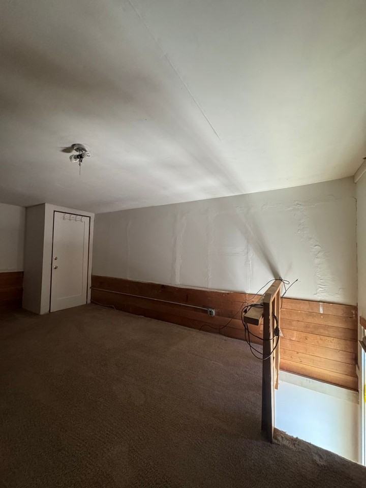 306 1/2 N Main St - Photo 6 of 8