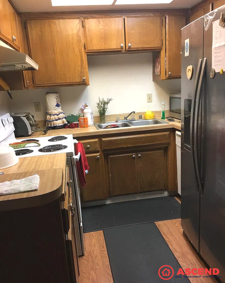 5100 Dunsmuir Rd #9 - Photo 2 of 4