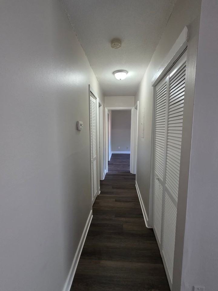 315 Menlo Dr - Photo 6 of 12
