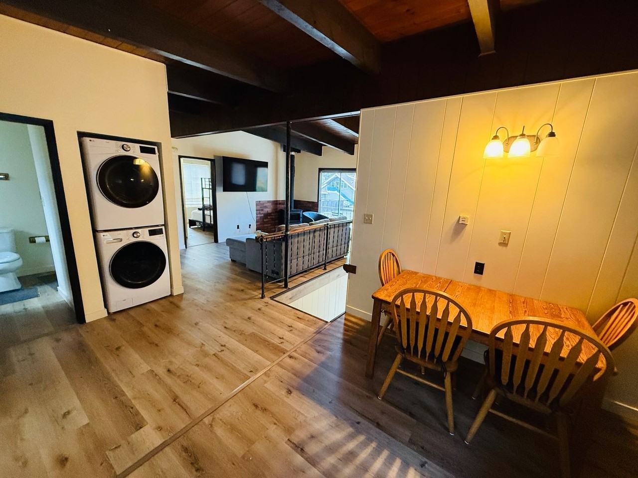 2484 Palmira Ave #1 - Photo 4 of 24