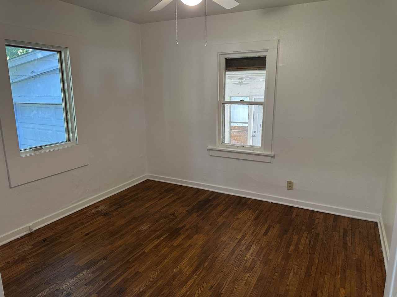 3218 Lettie St - Photo 5 of 27