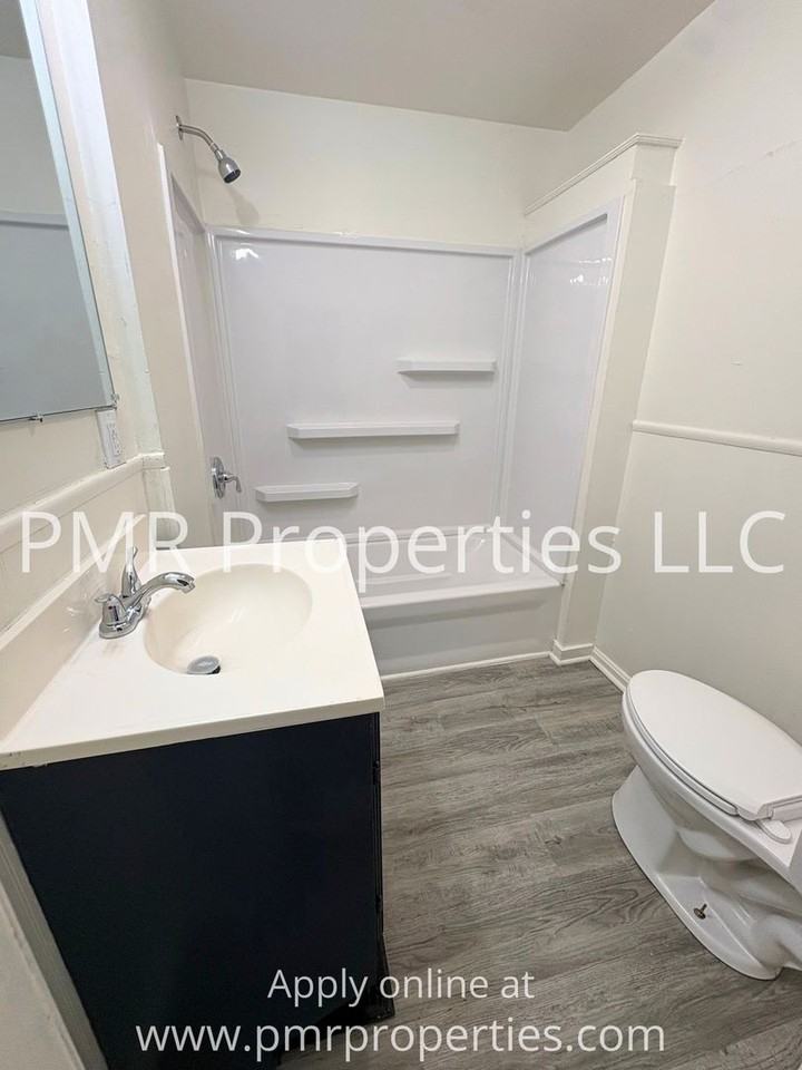 1808 Mitchell Ave - Photo 5 of 9