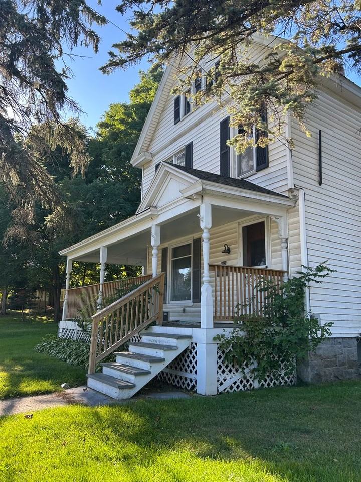 265 E Main St
