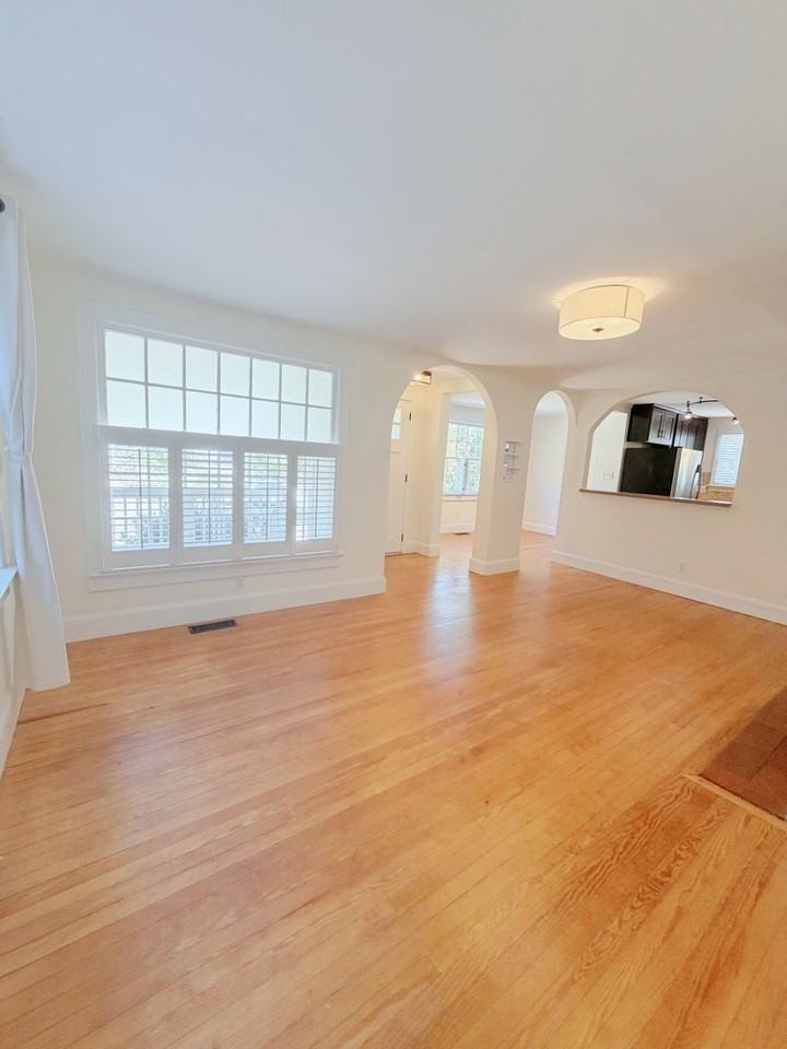 614 Holden St - Photo 2 of 27