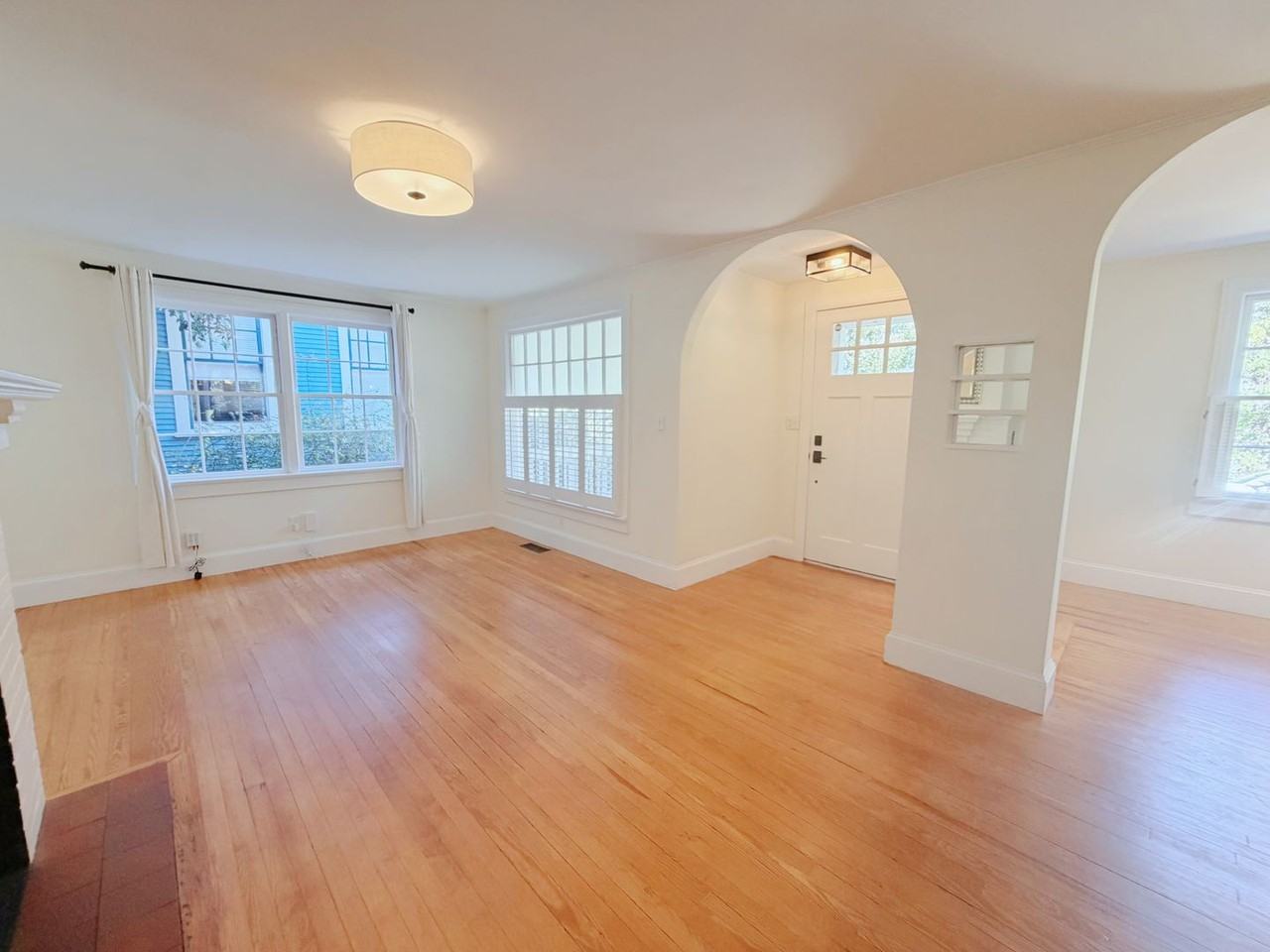 614 Holden St - Photo 3 of 27