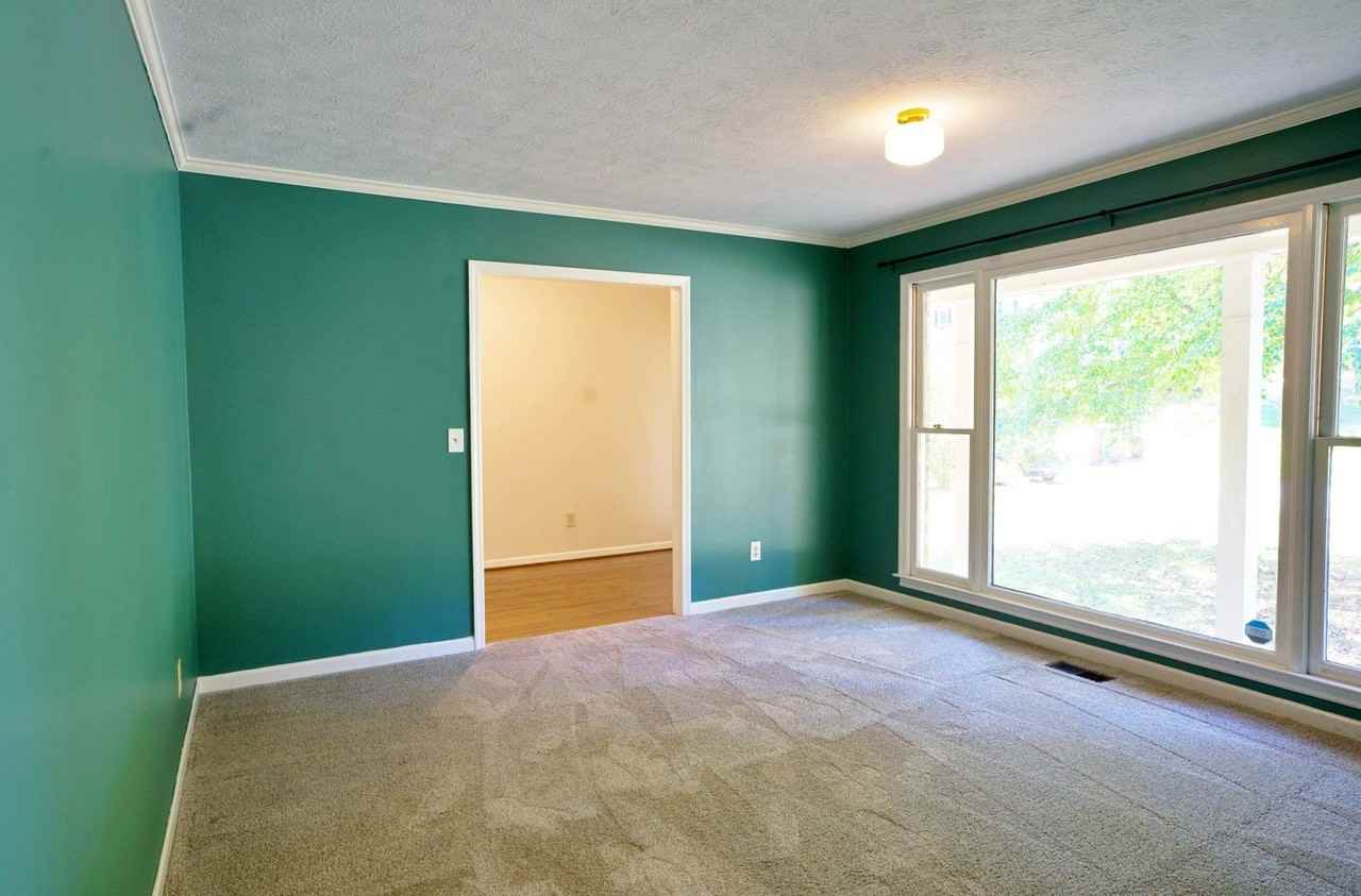 3048 Woodbridge Dr - Photo 6 of 18