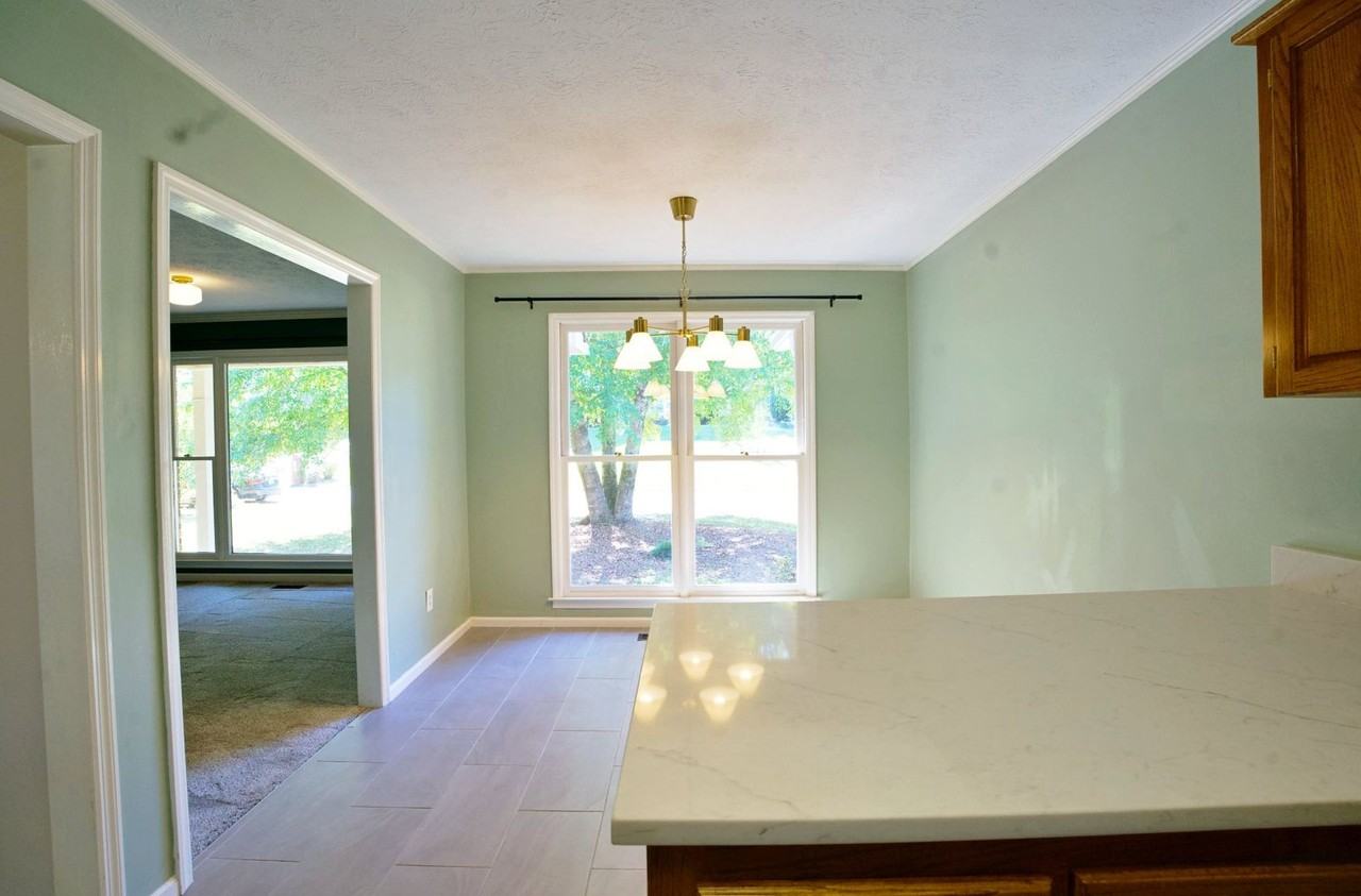 3048 Woodbridge Dr - Photo 7 of 18