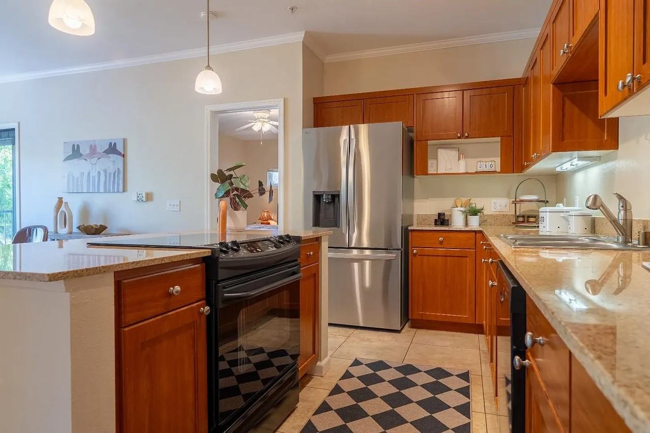 1818 Moore Blvd #204 - Photo 5 of 12