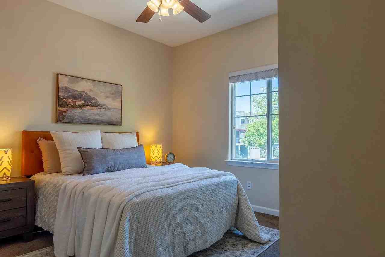 1818 Moore Blvd #204 - Photo 7 of 12