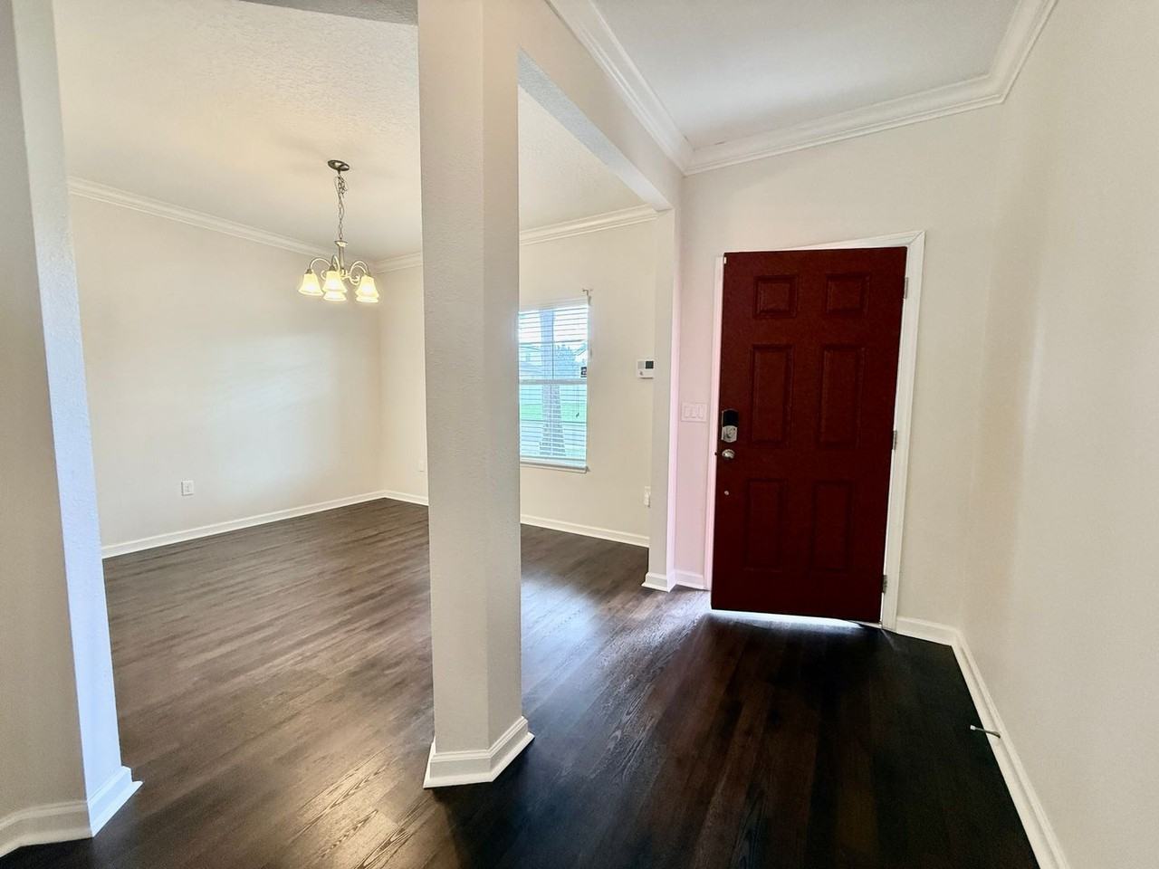 8900 Devon Pines Dr - Photo 5 of 39