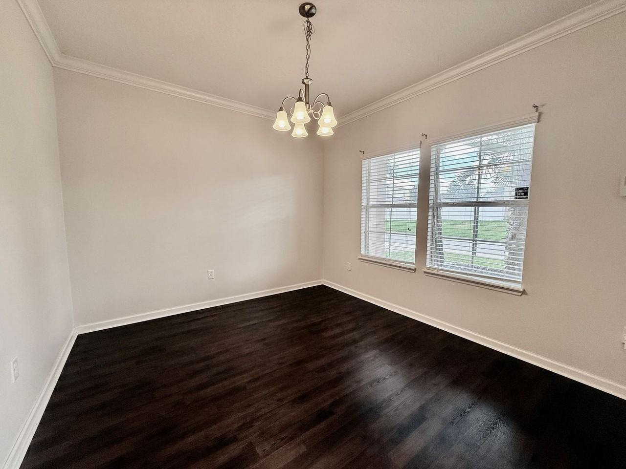 8900 Devon Pines Dr - Photo 6 of 39