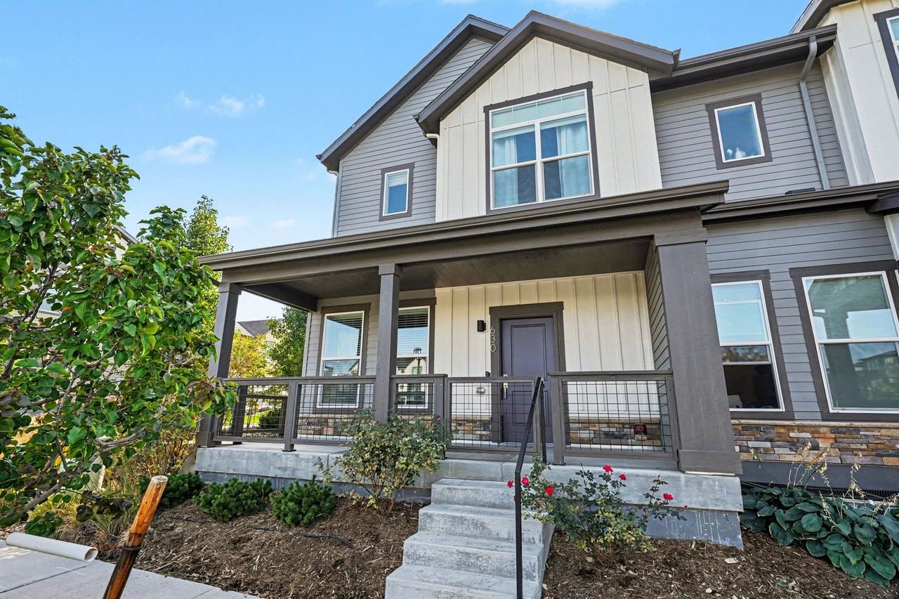 630 Promenade Dr - Photo 2 of 24