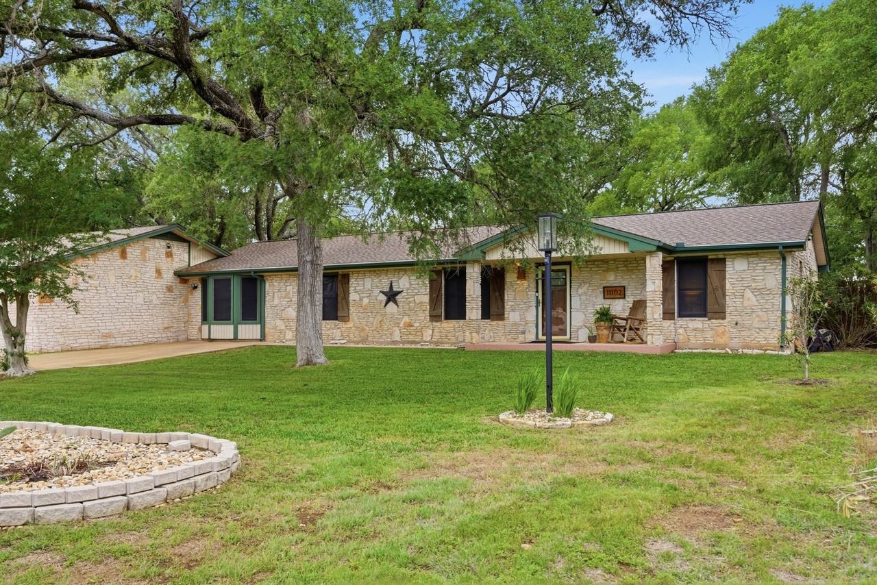 11102 Salado Springs Cir - Photo 6 of 50