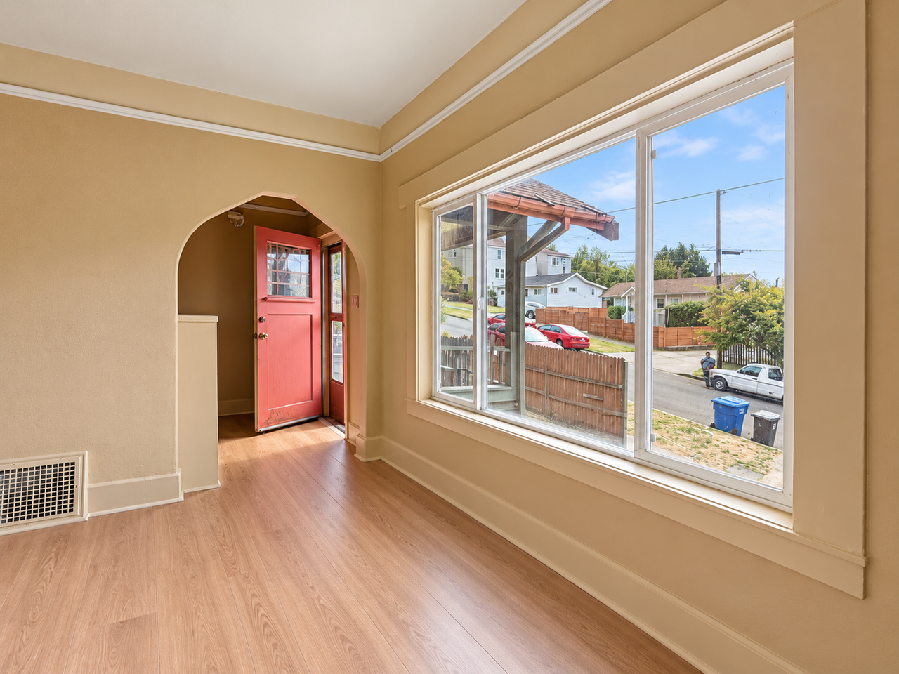 3534 S Brandon St - Photo 5 of 32