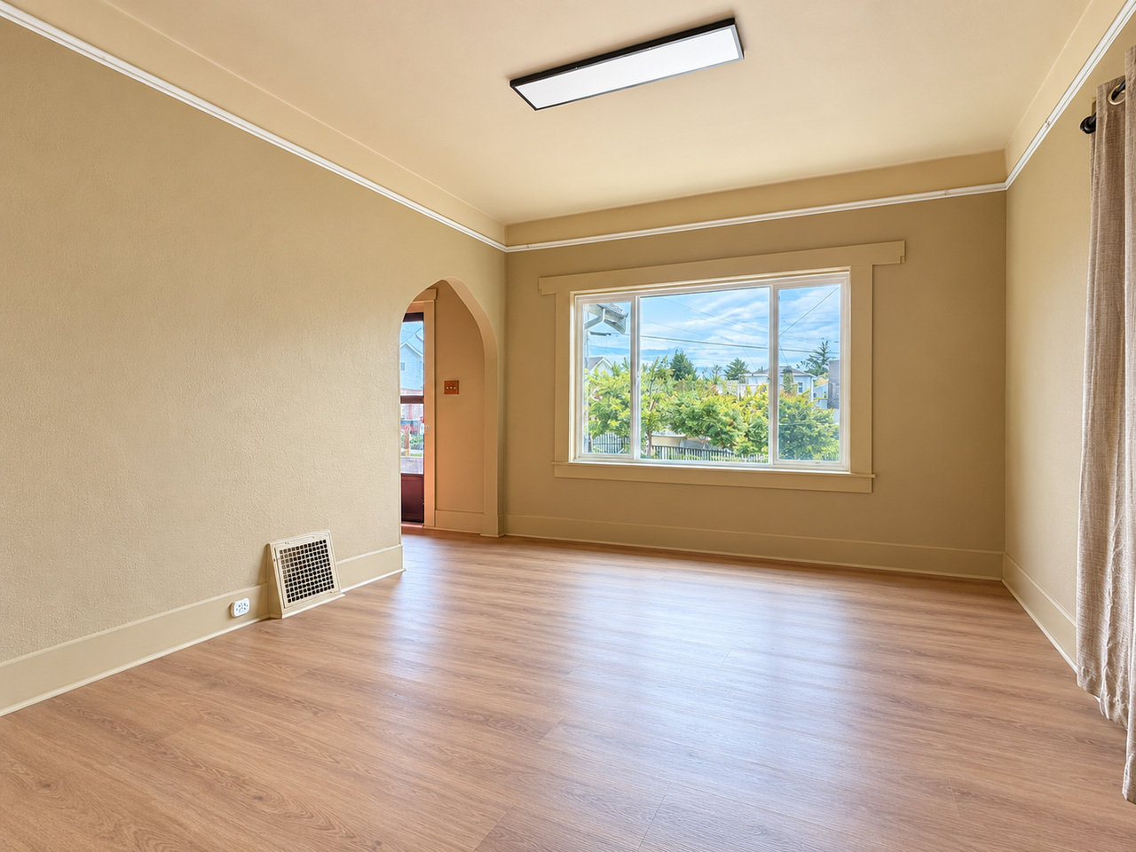 3534 S Brandon St - Photo 7 of 32