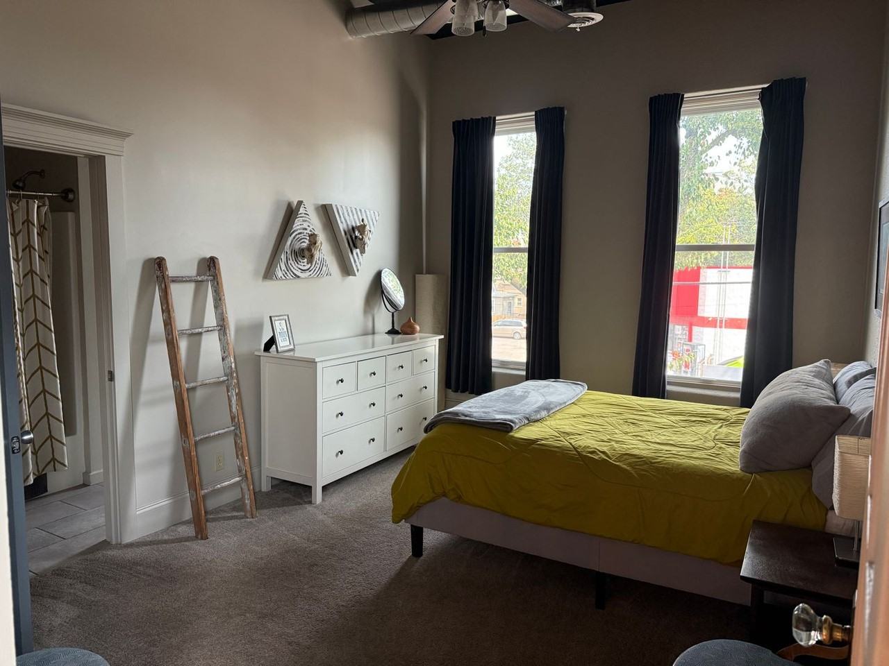 1016 Broadway - Photo 6 of 26