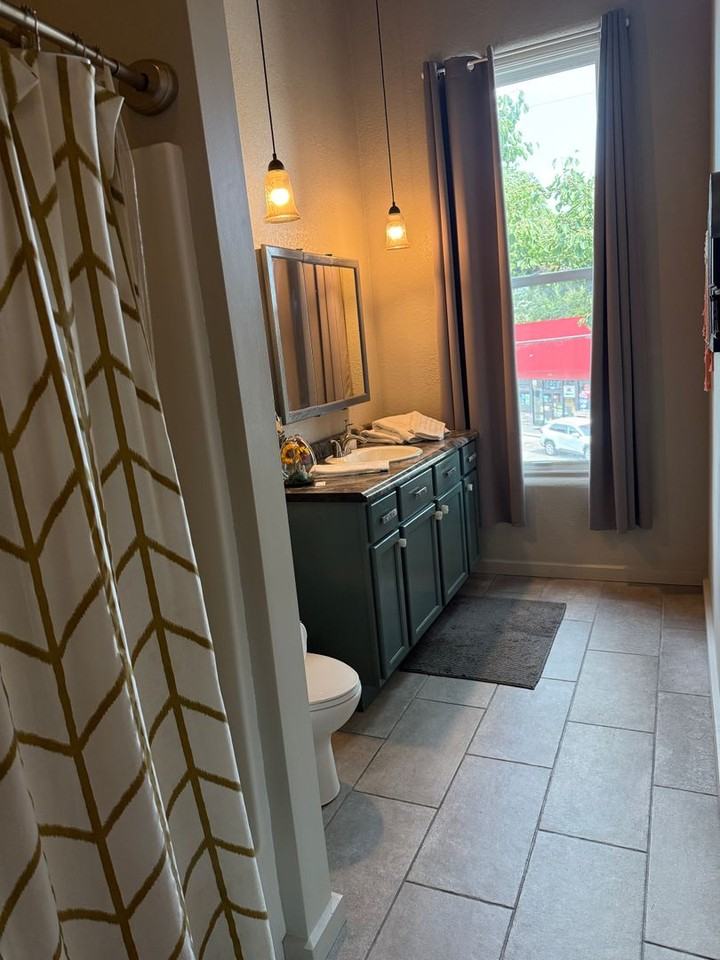 1016 Broadway - Photo 7 of 26