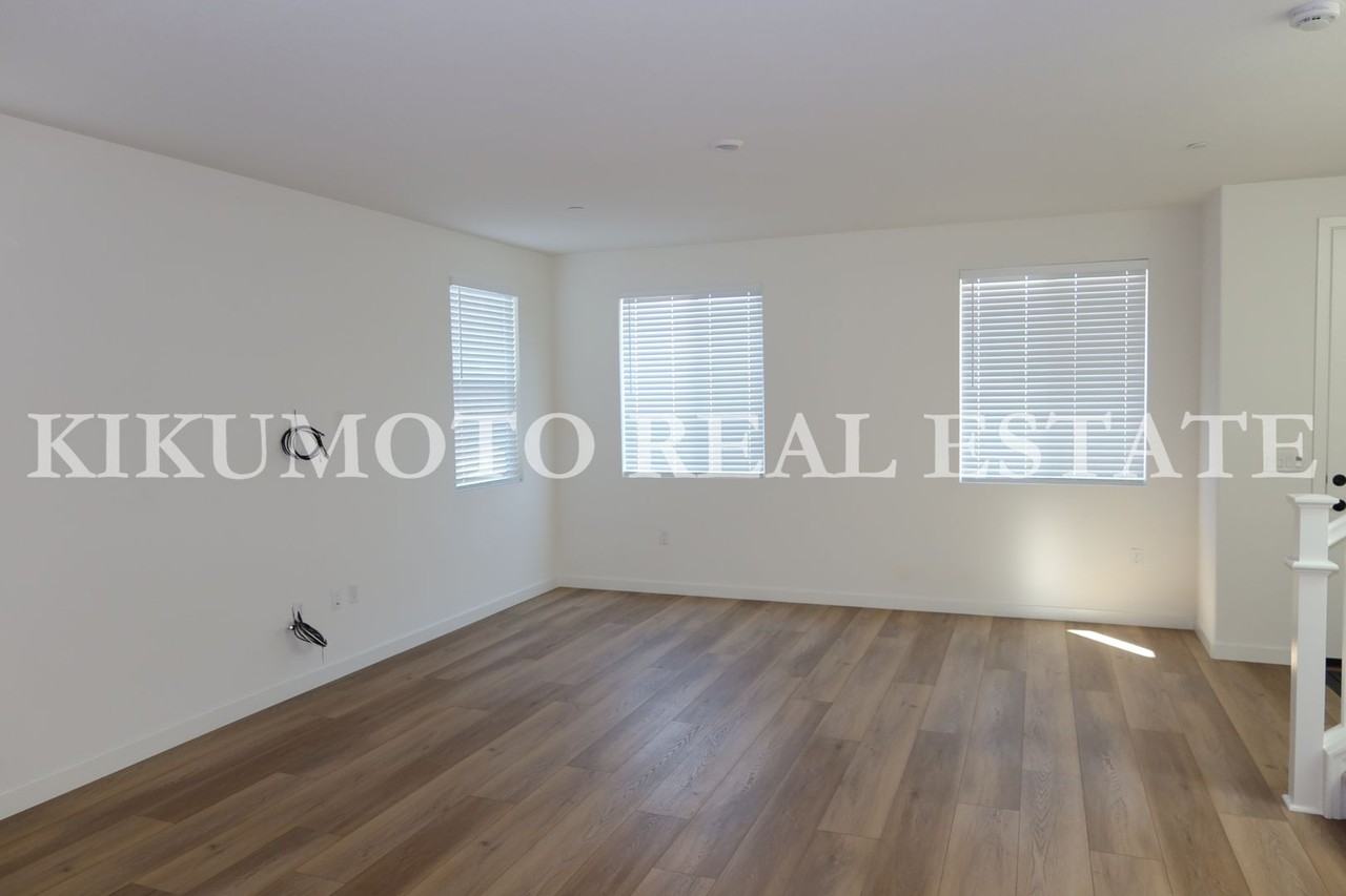 8004 8004 Monkeyflower Way - 8004 Monkeyflower Way - Photo 2 of 24