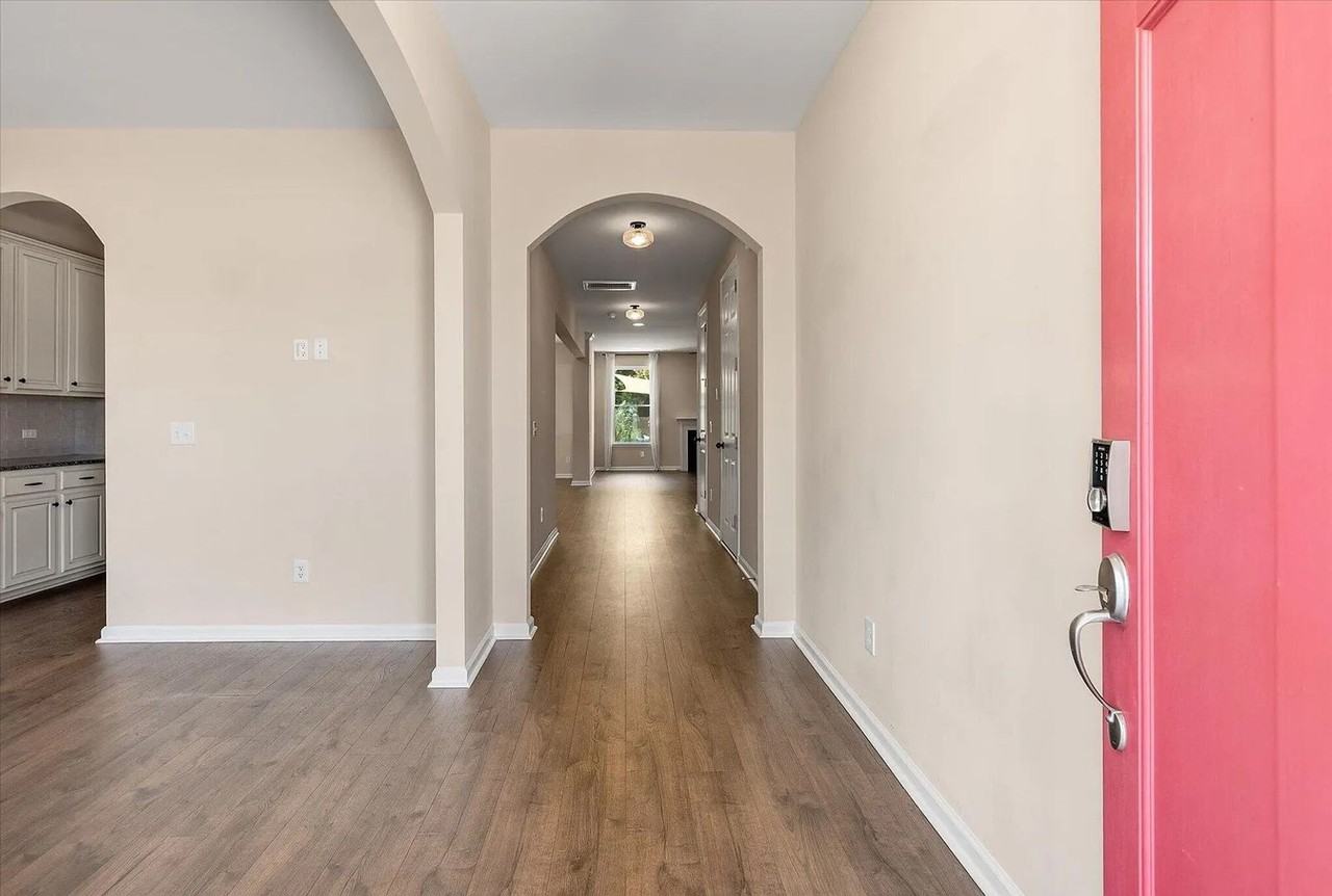 1100 Magnolia Warbler Way - Photo 2 of 37