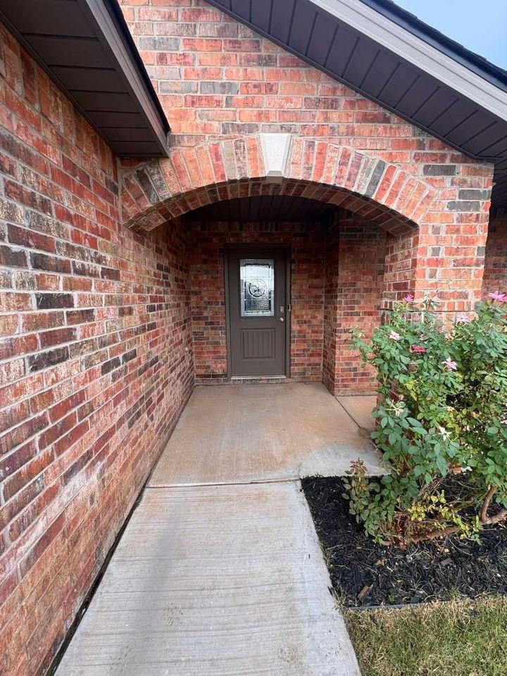 10418 Winfield Ave - Photo 3 of 16