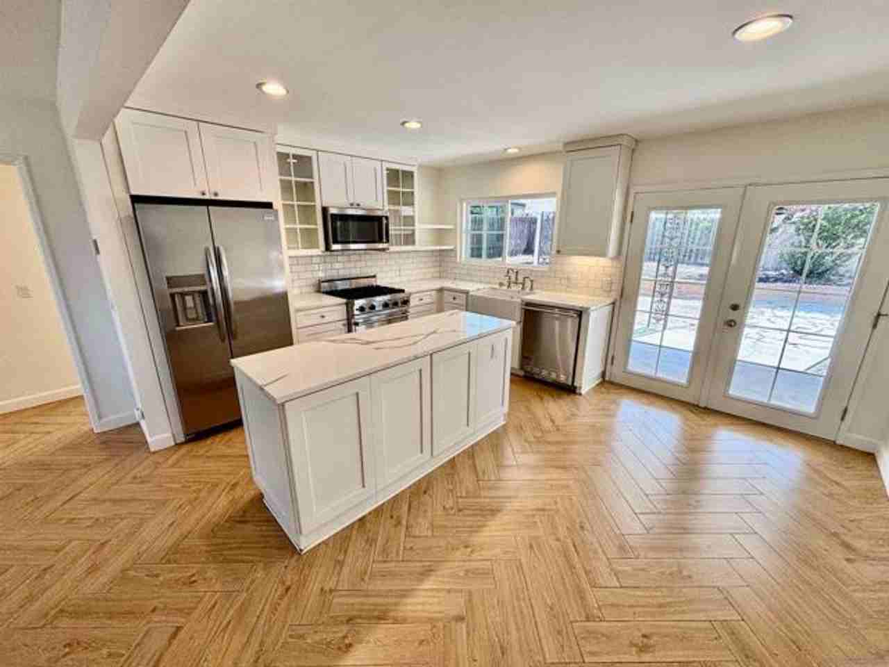 4609 Dauer Ave - Photo 3 of 12