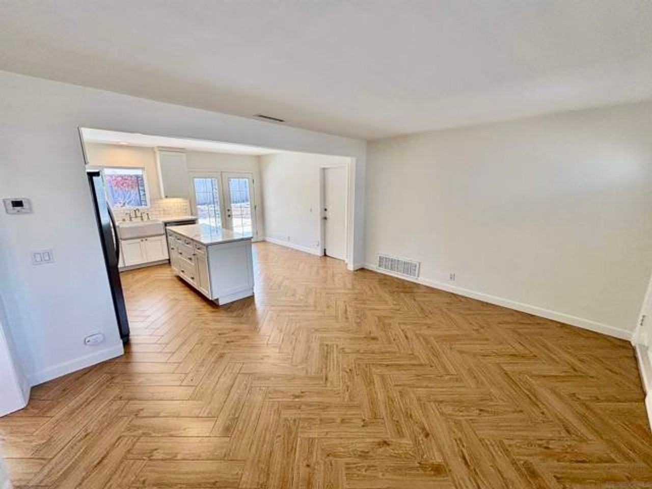 4609 Dauer Ave - Photo 5 of 12