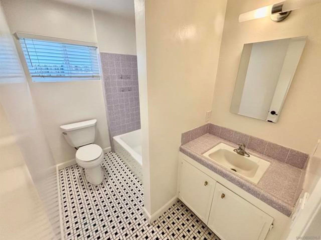 4609 Dauer Ave - Photo 6 of 12