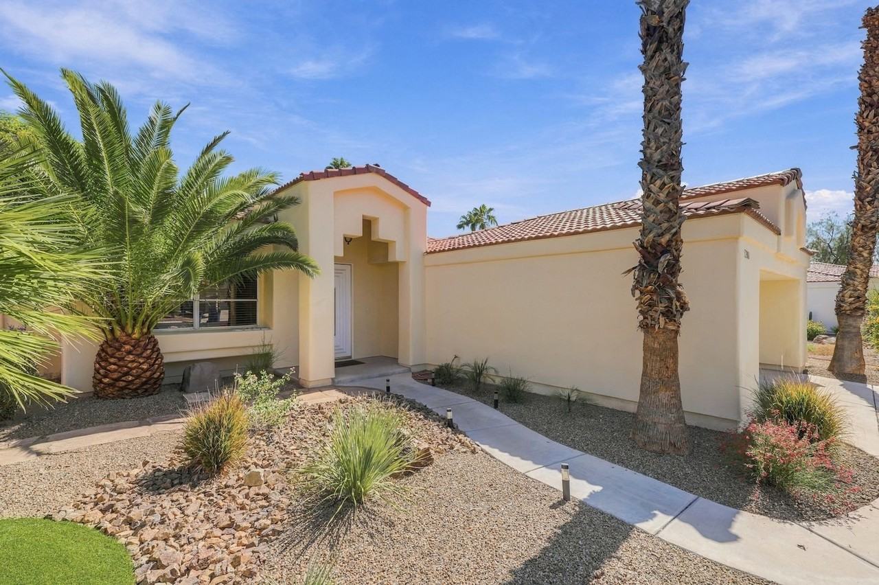 5208 Coral Glow Ct - Photo 5 of 50