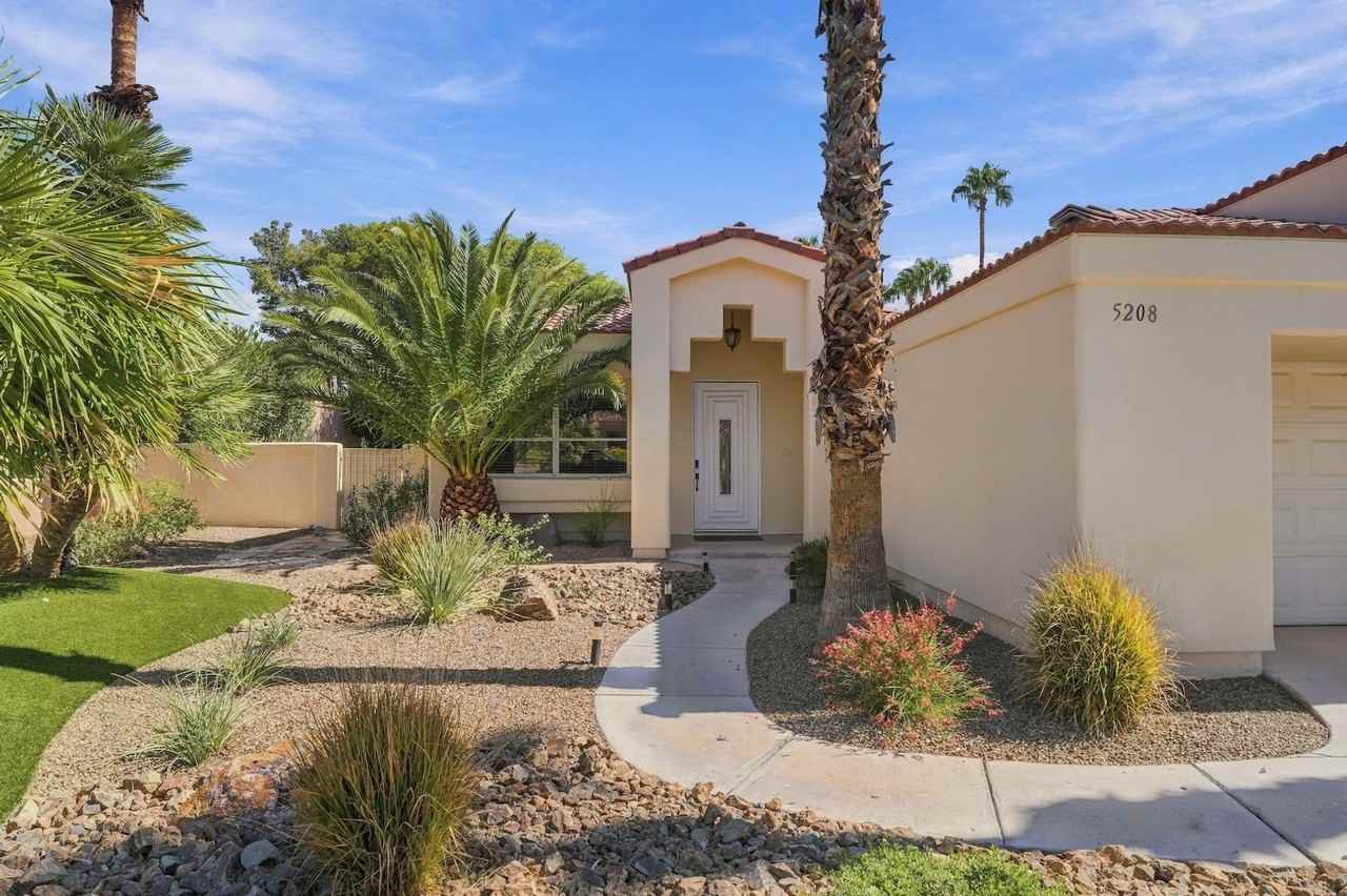 5208 Coral Glow Ct - Photo 6 of 50