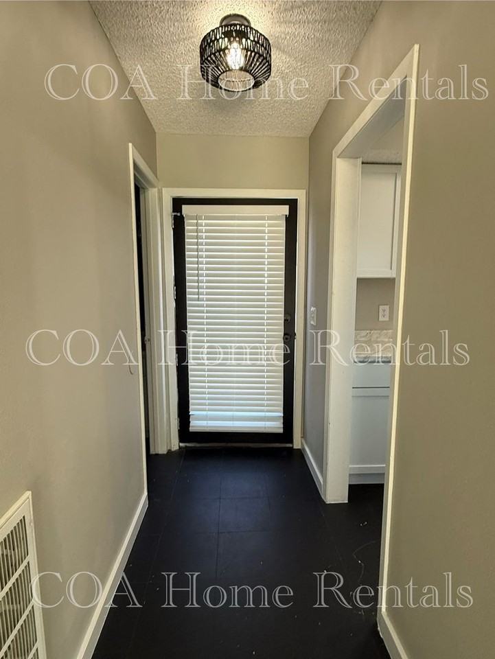 6725 W Shade Ln #1502 - Photo 6 of 25