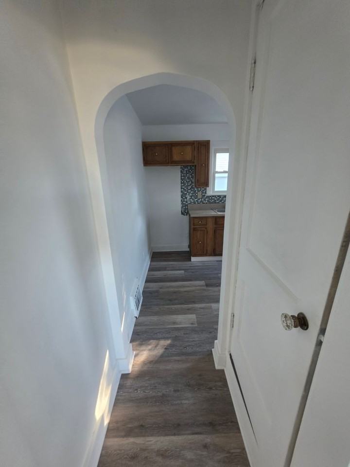 2642 S 7th St - Photo 5 of 15
