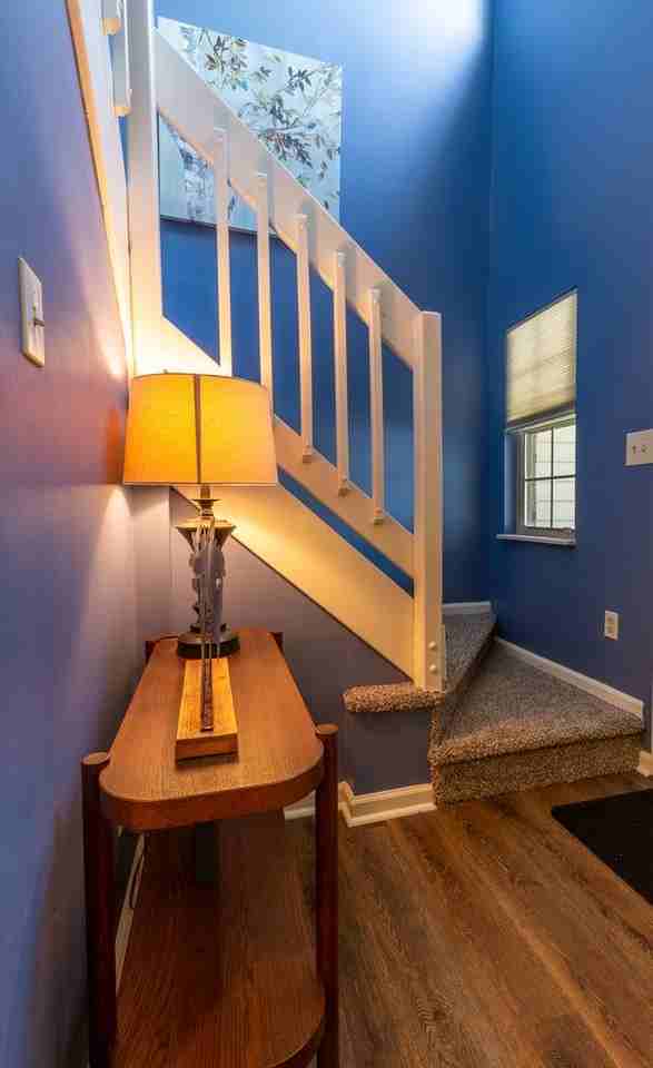1307 Mountain Meadows Way - Photo 4 of 18