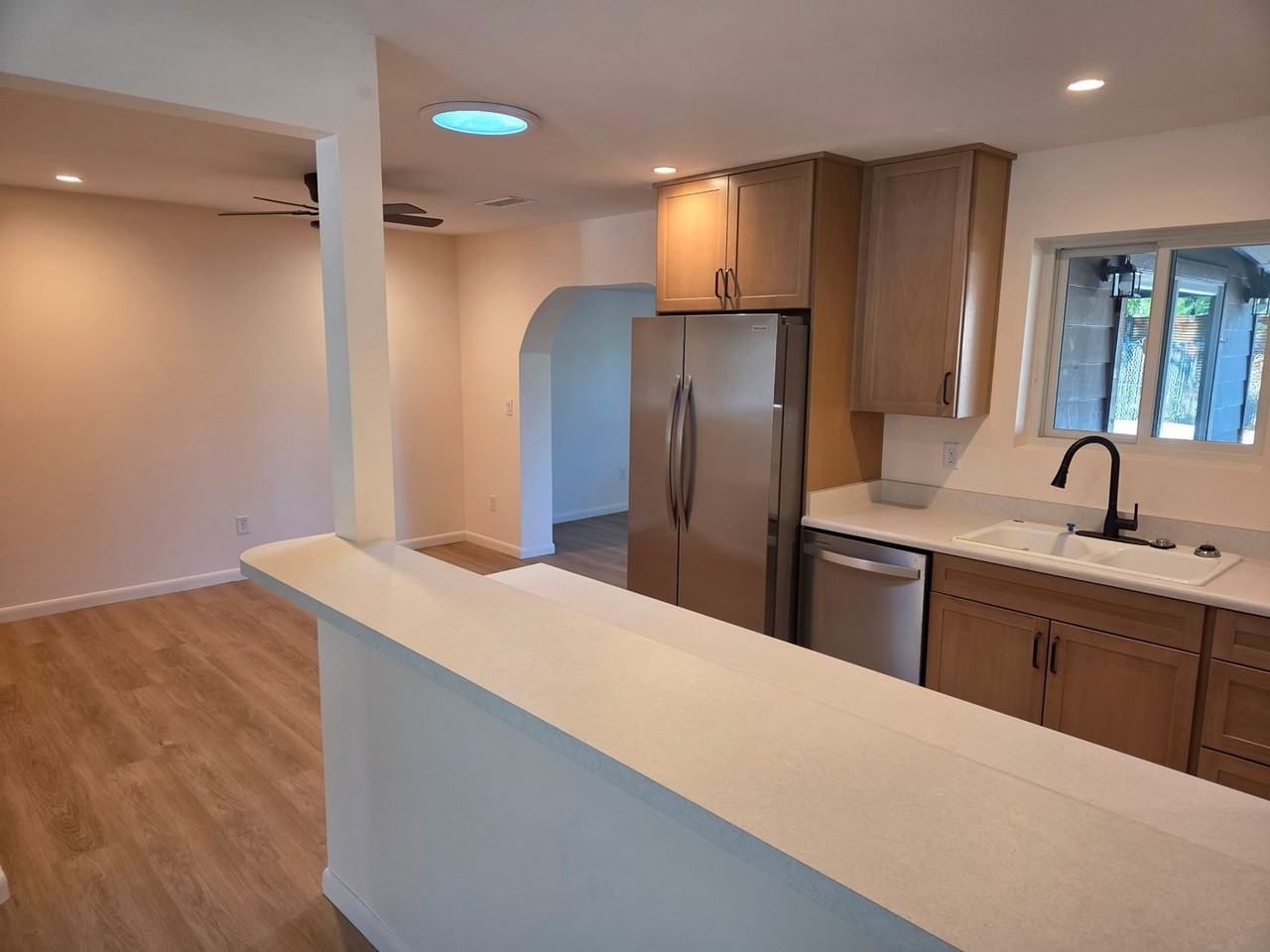 3360 N Steves Blvd - Photo 2 of 9