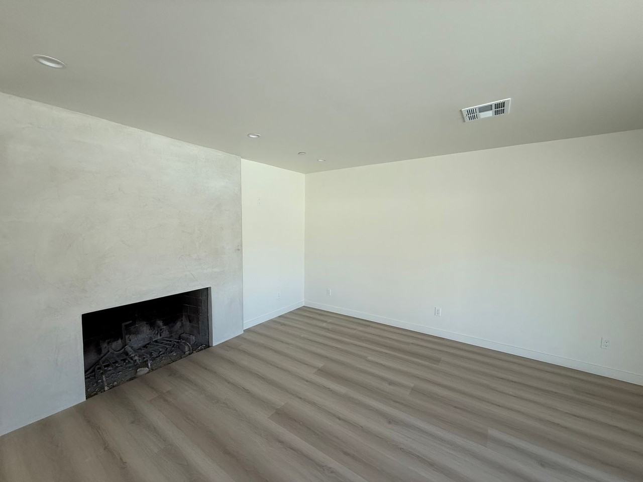 San Fernando Properties - Photo 2 of 49
