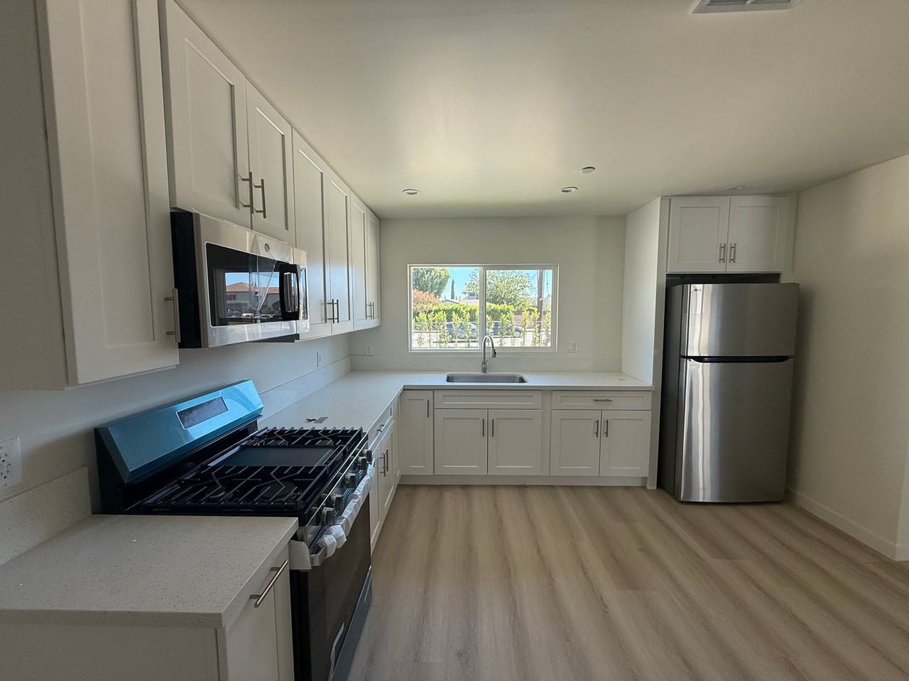 San Fernando Properties - Photo 4 of 49