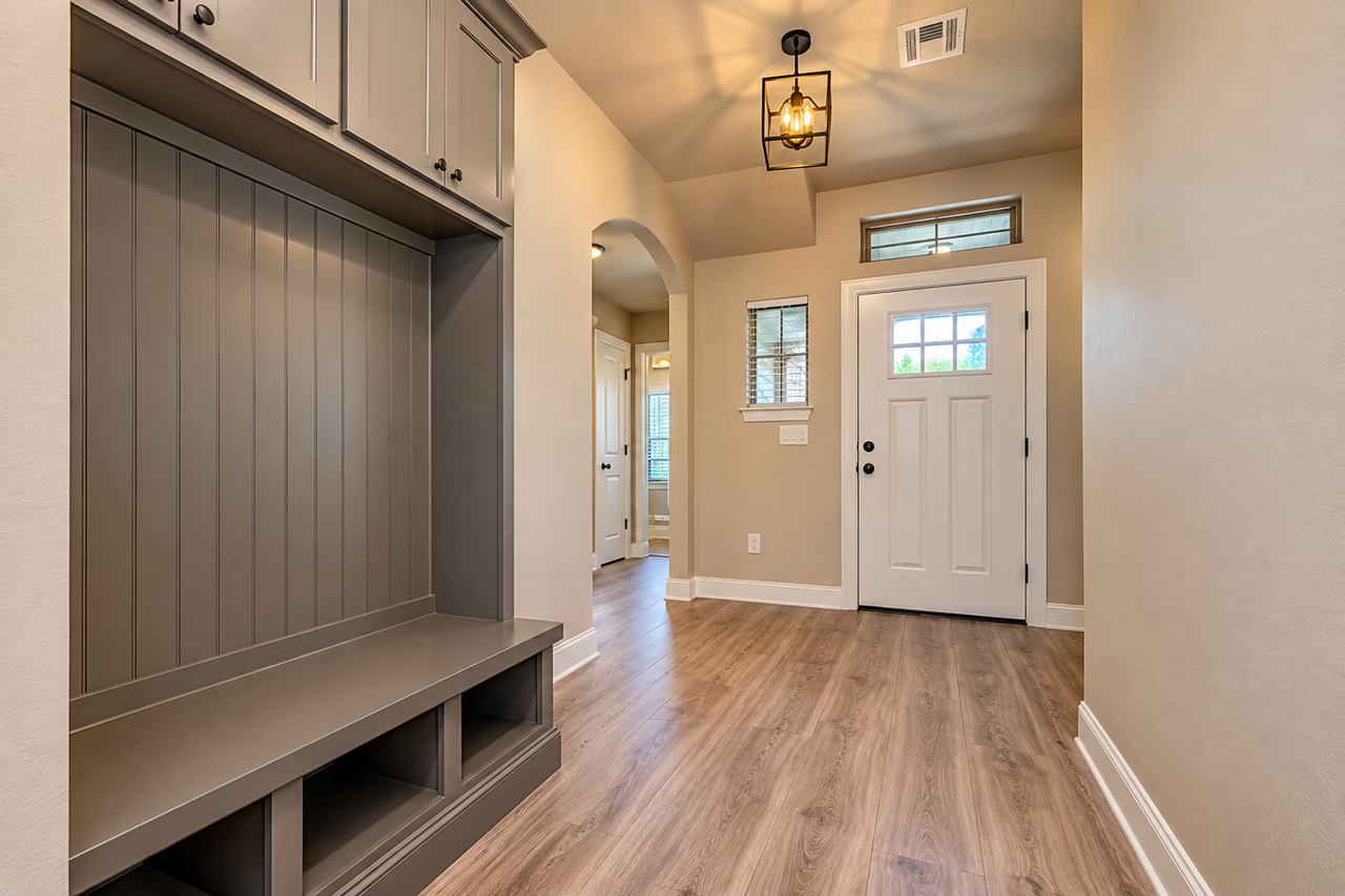 1912 Long Cove Ave - Photo 5 of 14