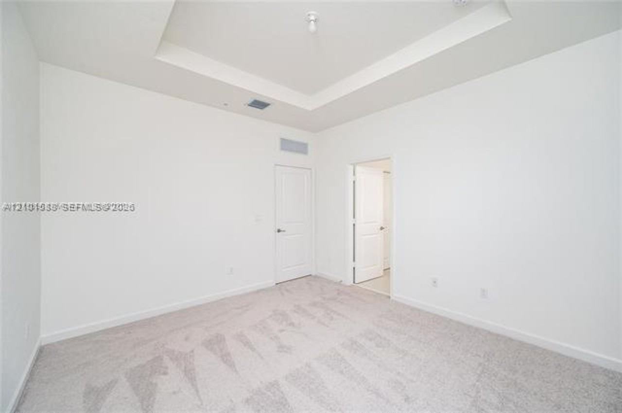 252 252 SW 159 Way th 252 - Photo 3 of 12