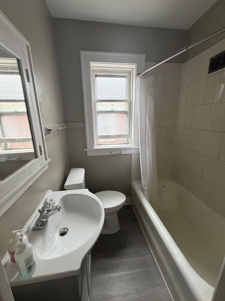 4953 Eichelberger St - Photo 4 of 12