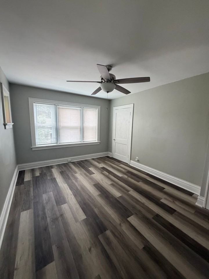 4953 Eichelberger St - Photo 5 of 12