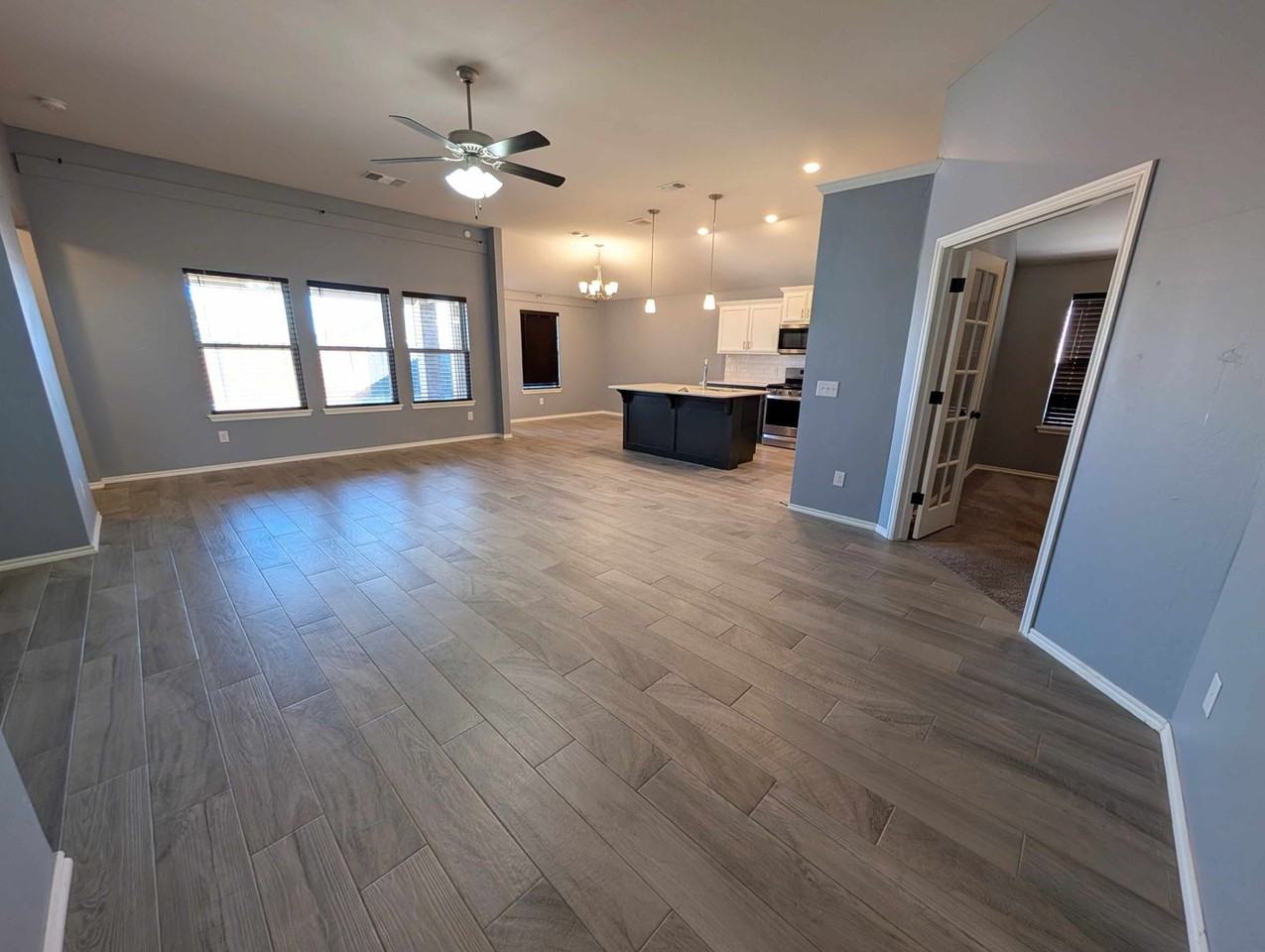 6801 Nw 155th St - Photo 3 of 23