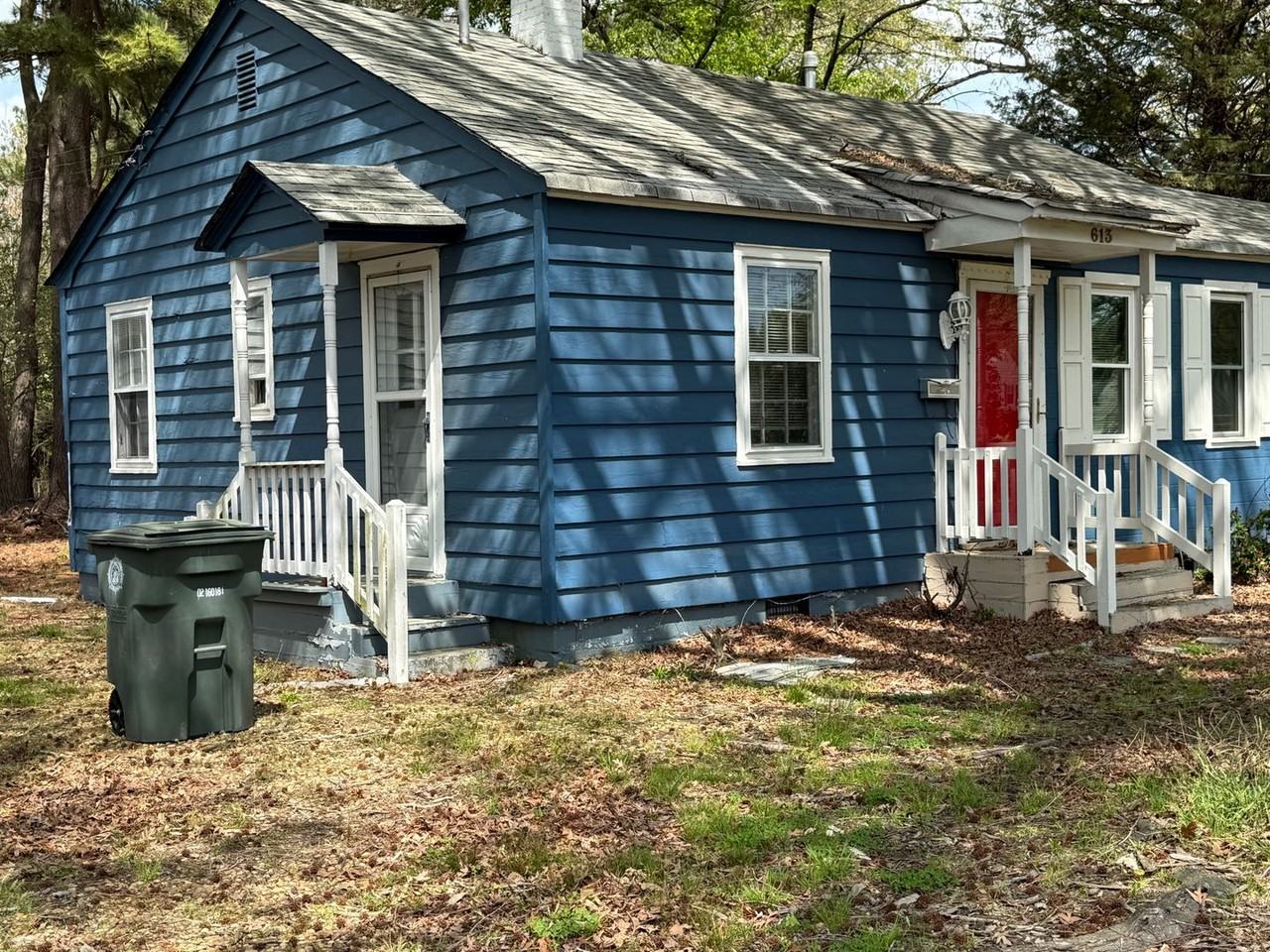 613 Briarfield Rd - Photo 2 of 3
